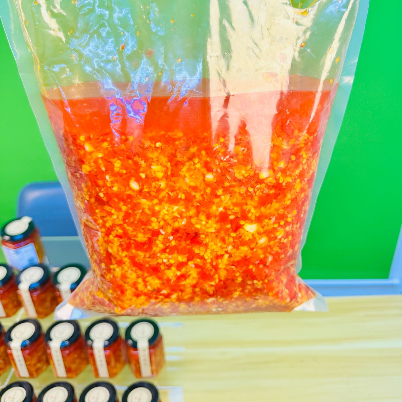 下饭同学广东肠粉猪脚饭同款潮汕自制手工商用大桶蒜蓉辣椒酱特辣