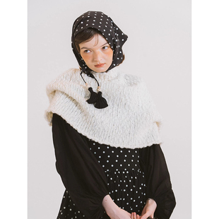 日系复古文艺感白色斗篷式披肩女秋冬田园风慵懒外搭高领针织围脖