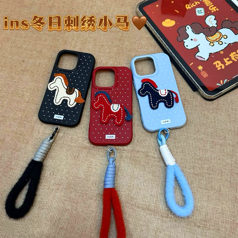 新年波点刺绣小马适用苹果17手机壳iphone16pro保护套华为nova14/p80/mate70/小米17pro/reno15/x300/荣耀400