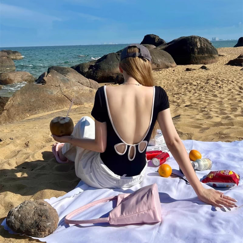Swimwear露背女三角连体泳衣