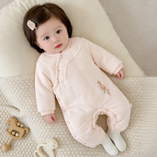 婴儿纯棉秋冬季连体衣女宝宝哈衣爬服夹棉衣服早春装外出服中国风
