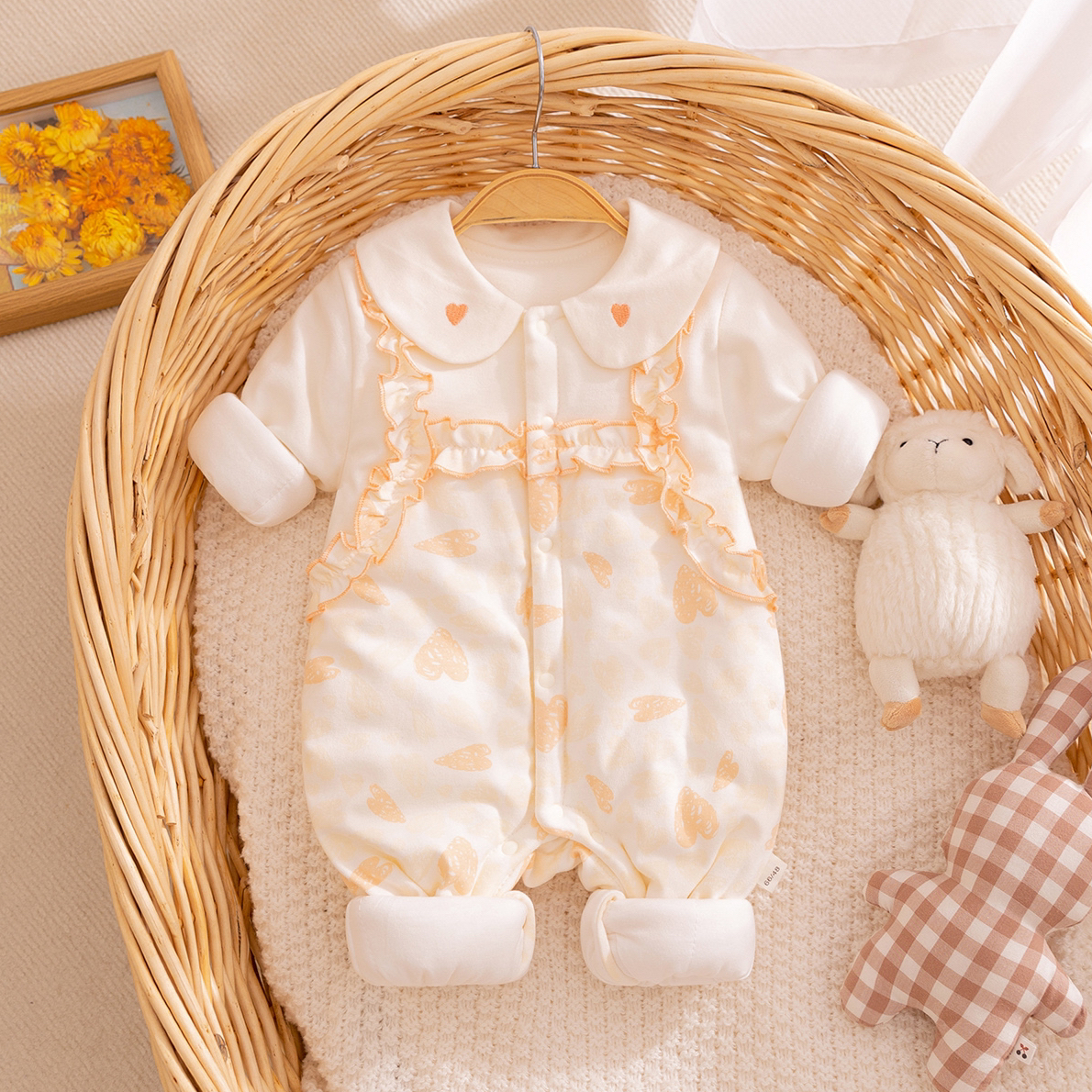 冬季婴儿夹棉连体衣纯棉女宝宝哈衣爬服外出服加厚棉衣棉服秋冬装