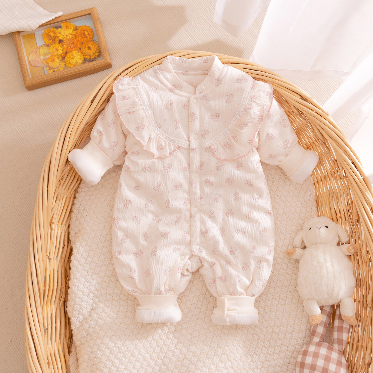 女宝宝棉服秋冬季新生婴儿衣服夹棉连体衣冬装棉衣外出服哈衣爬服