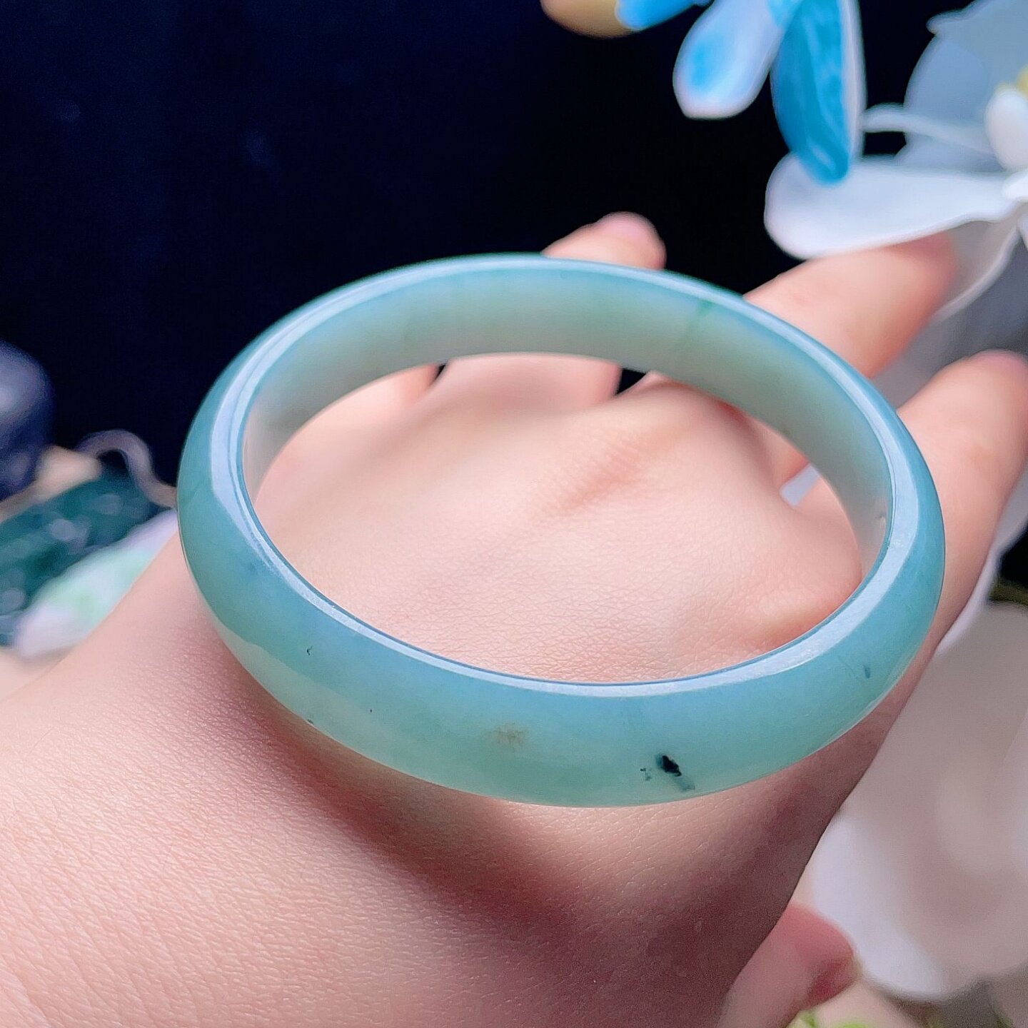 天然翡翠手镯晴水蓝绿飘花玉镯