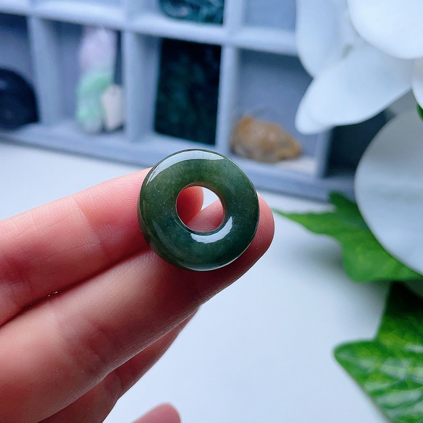 天然翡翠甜甜圈吊坠油青绿飘花