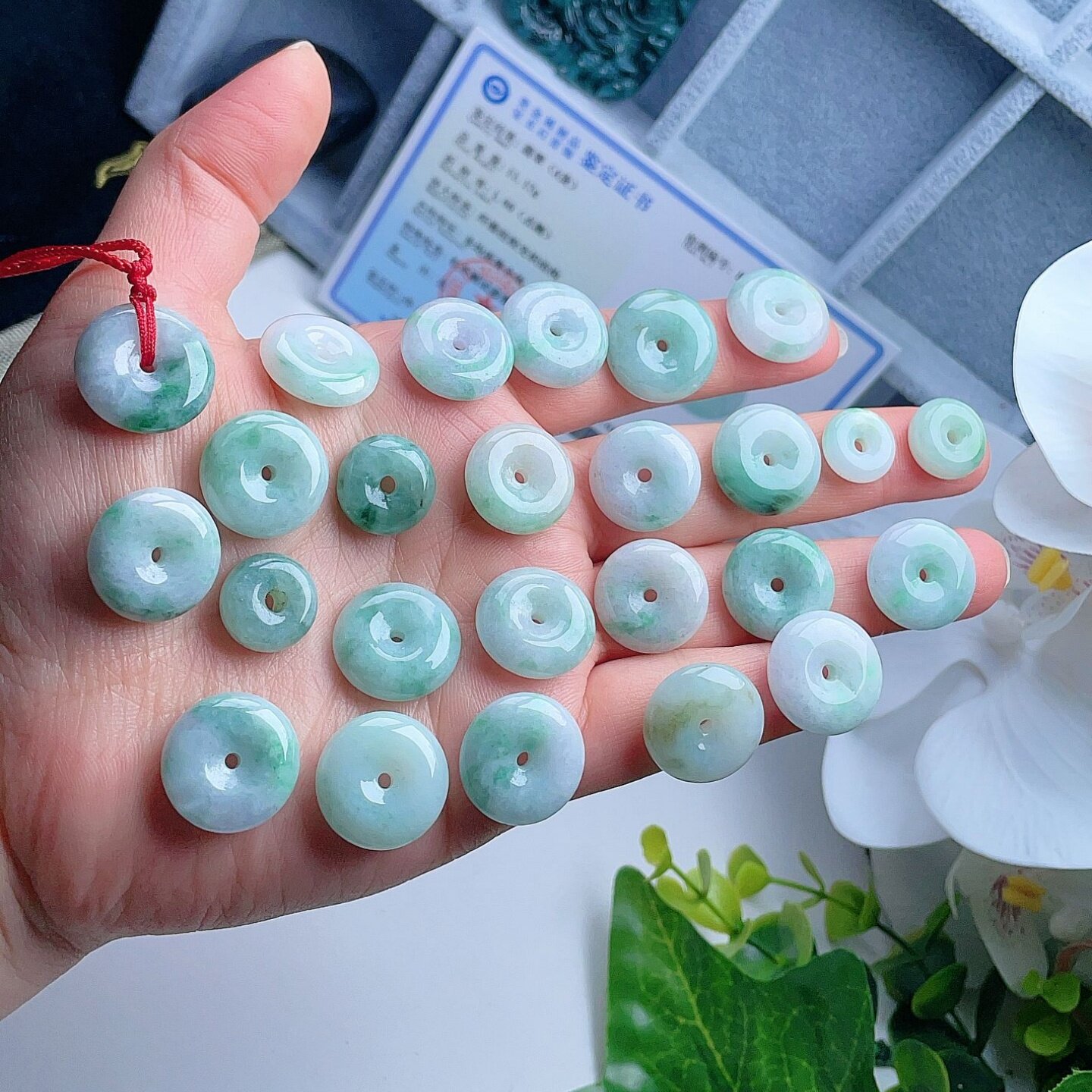 天然A货翡翠淡阳绿平安扣吊坠缅甸乳白淡紫底飘花小圆扣挂坠手链