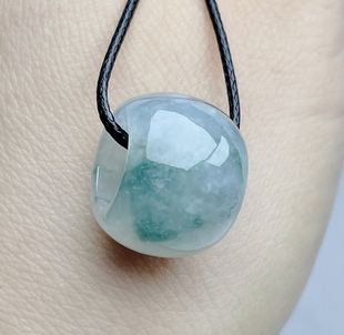 缅甸老坑天然冰种飘花绿翡翠A货路路通吊坠圆鼓大孔轮胎小玉扣