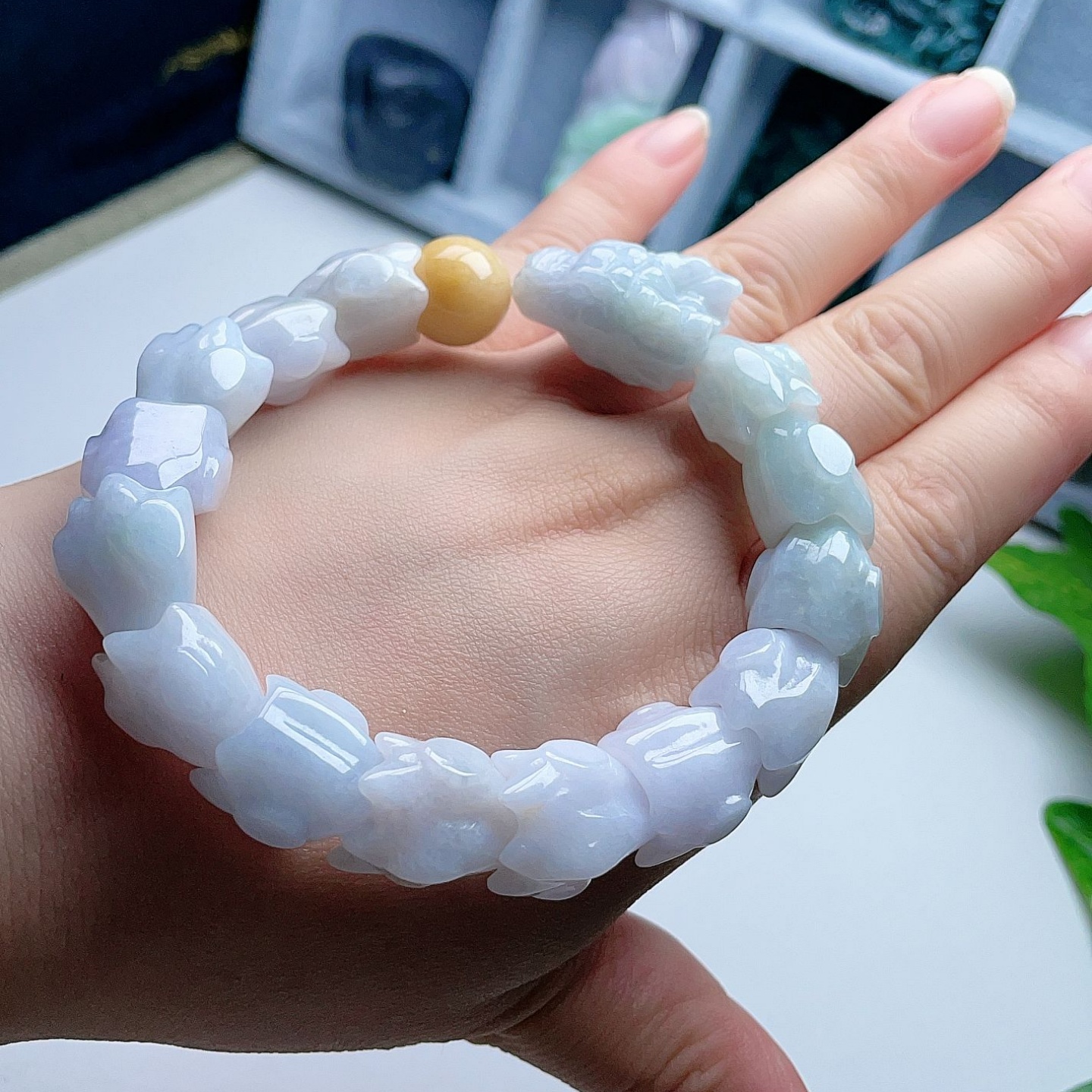 天然翡翠龙骨手链淡紫白黄绿多彩