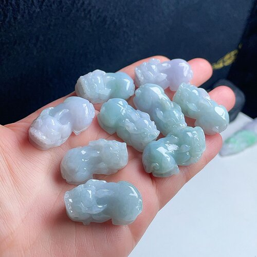 天然A货翡翠霸王貔貅手链吊坠乳白淡绿缅甸老坑如意皮丘挂坠吉祥