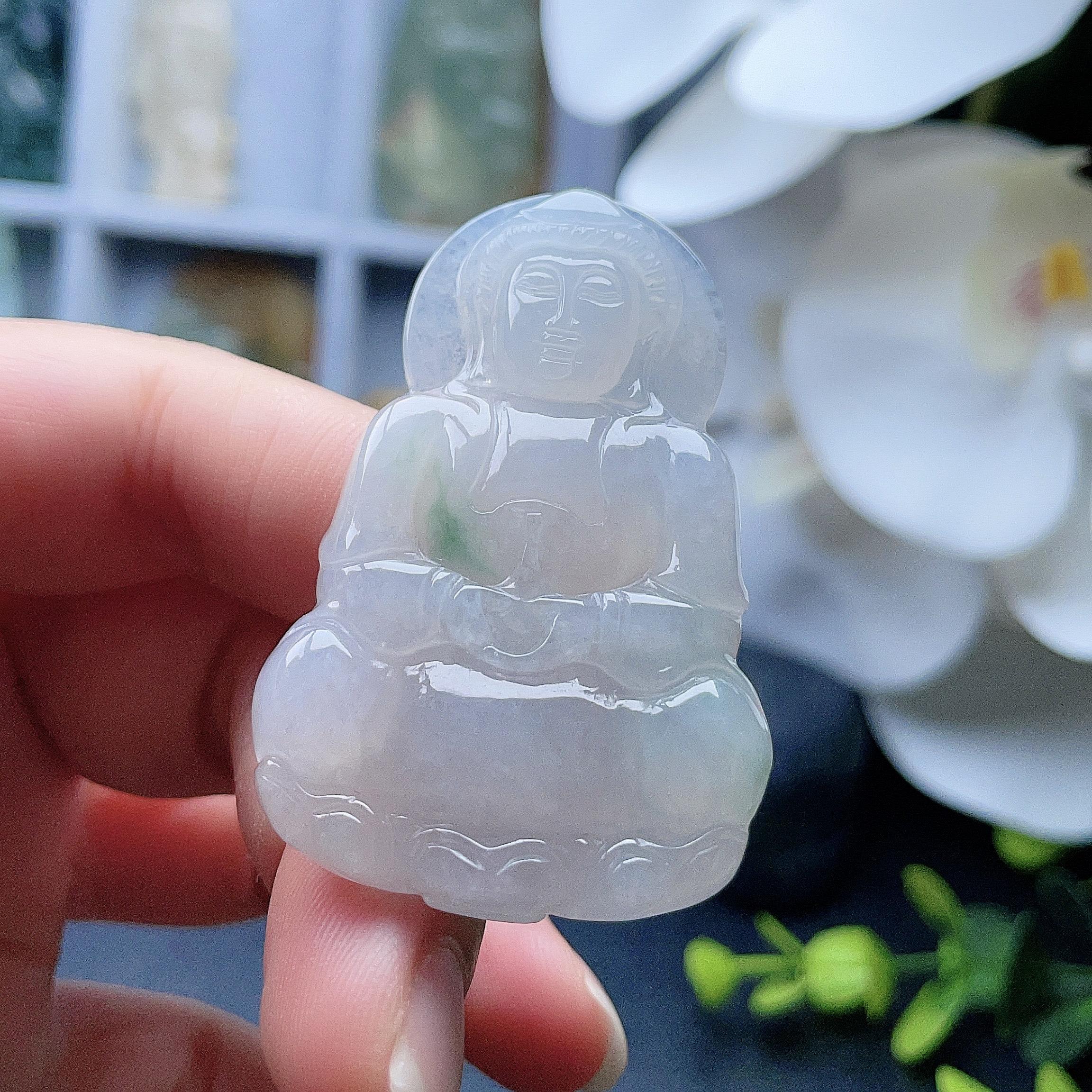 天然翡翠观音吊坠乳白飘阳绿飘花