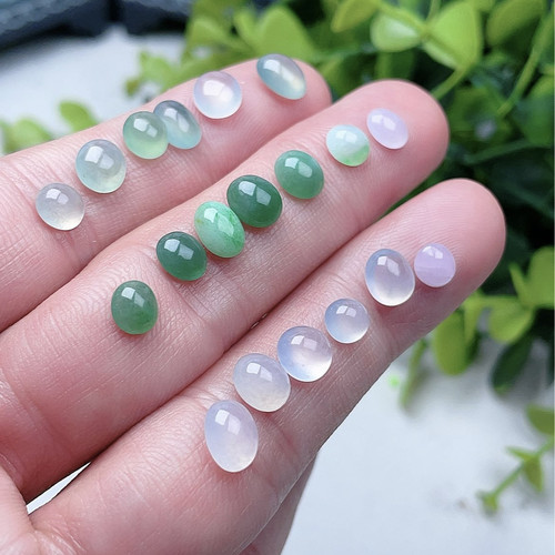 天然翡翠蛋面白冰晴水阳绿配饰