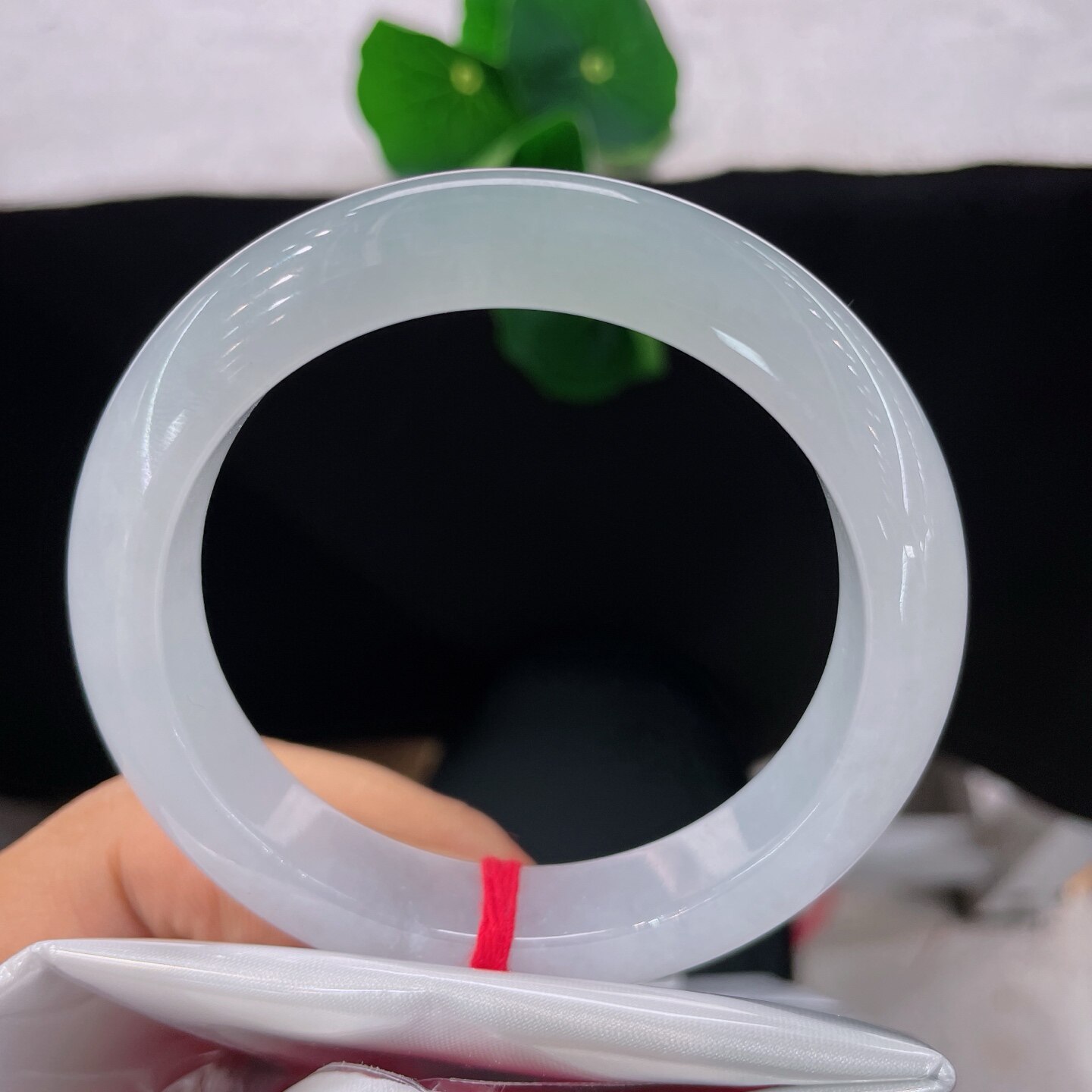 天然A货翡翠白月光手镯55.6缅甸老坑正圈白冰镯子乳白冰胶玉镯