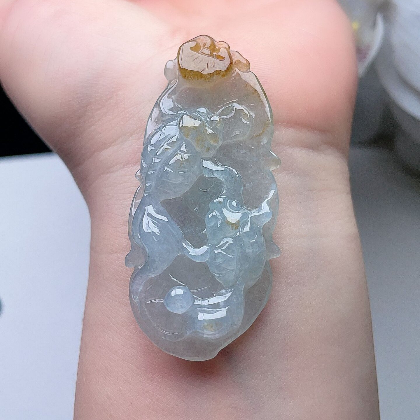 天然A货翡翠冰种叶子鱼吊坠淡绿洒金缅甸老坑如意铜钱木那雪花棉