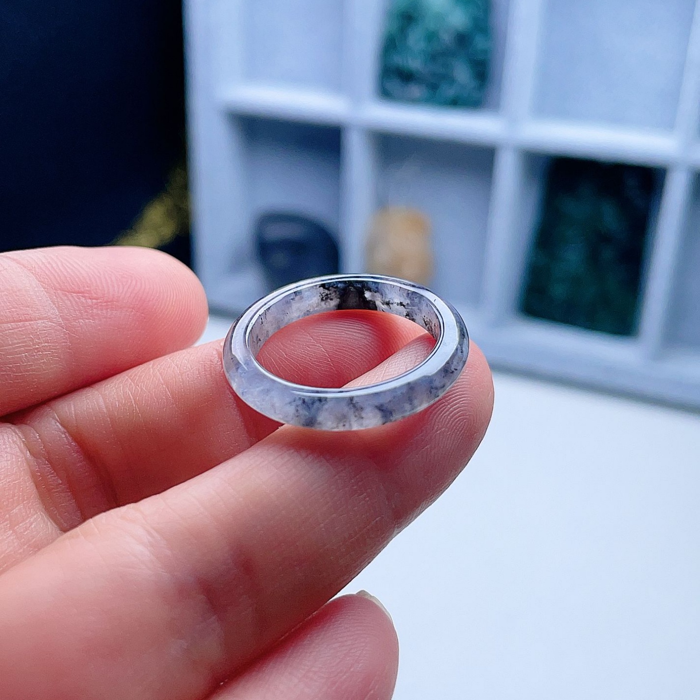 天然翡翠冰种戒指乌鸡飘花意境