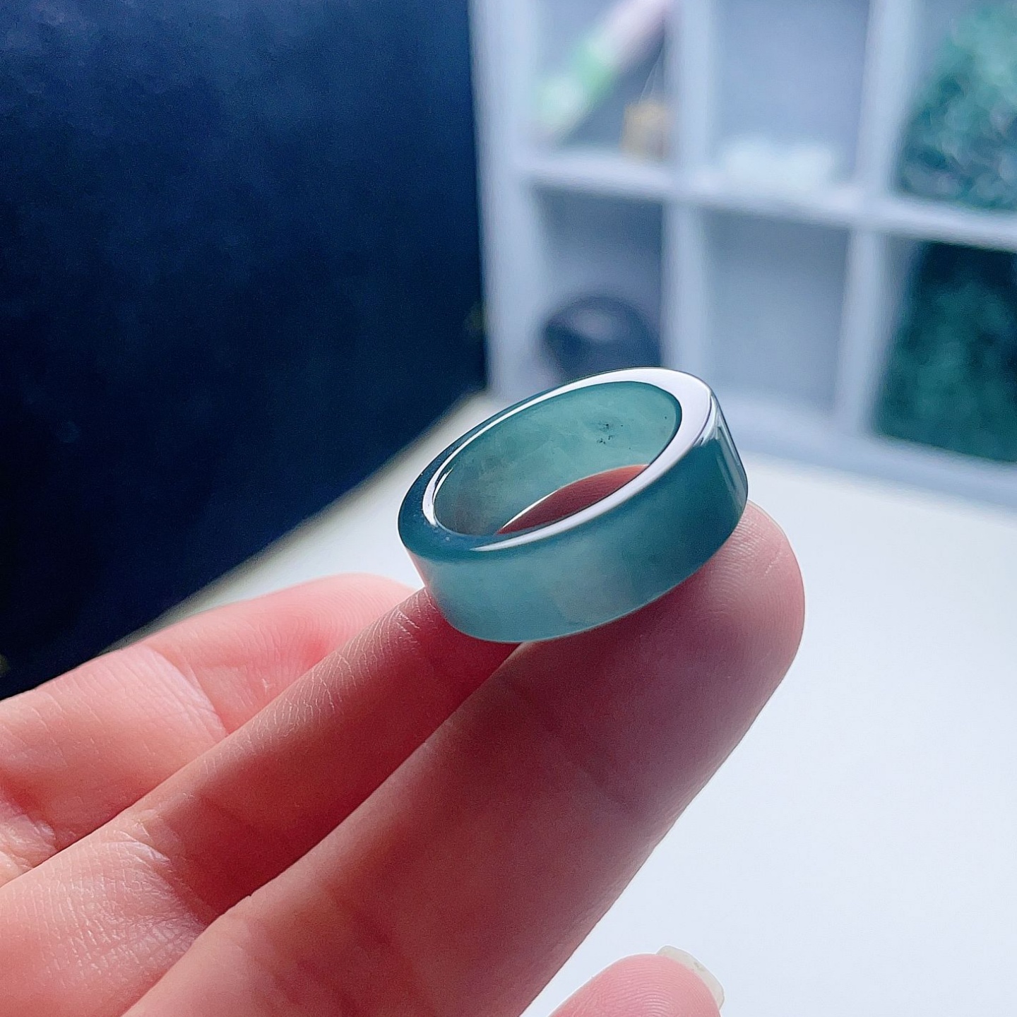天然翡翠宽边方戒指海蓝绿飘乌鸡