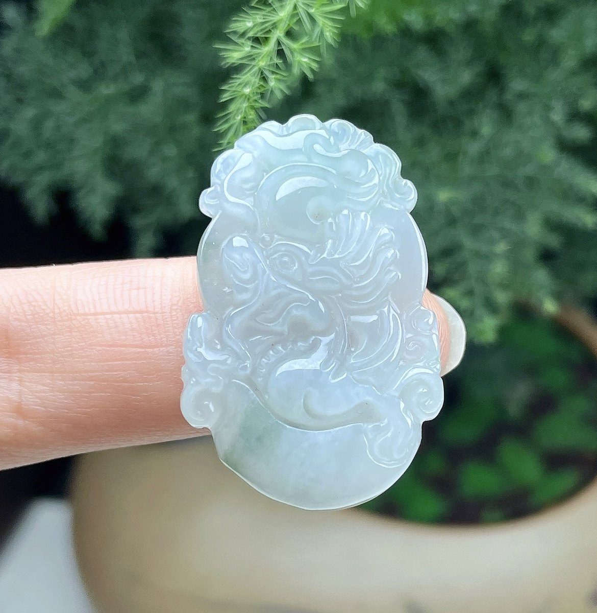 生肖龙吊坠玉佩忠贤翡翠A货冰润