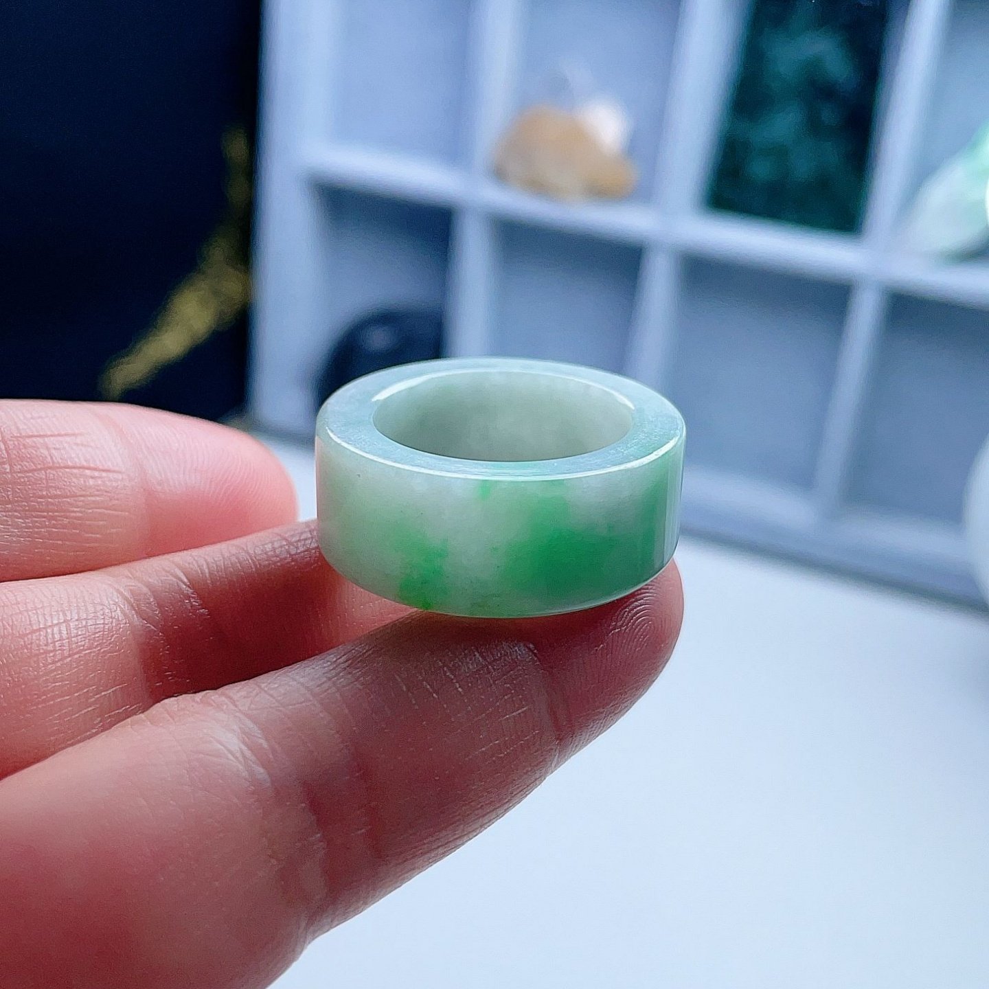 天然A货翡翠方扳指淡绿飘阳绿20.1mm缅甸老坑宽边戒指山水意境23#,珠宝/钻石/翡翠,戒指/指环,淘宝优惠券,粉丝福利购,淘宝优惠卷