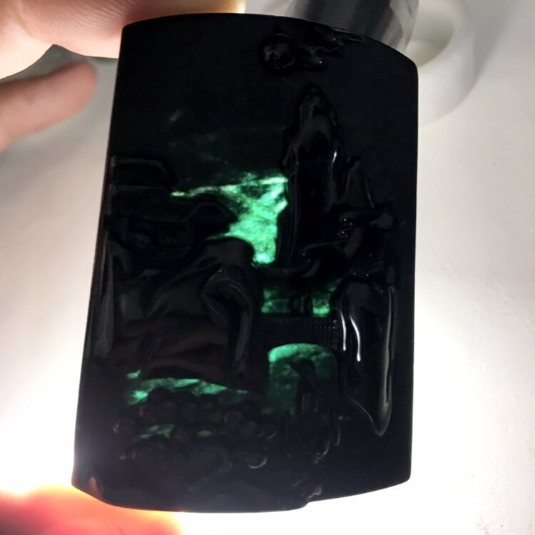 缅甸A货翡翠吊坠忠贤墨翠