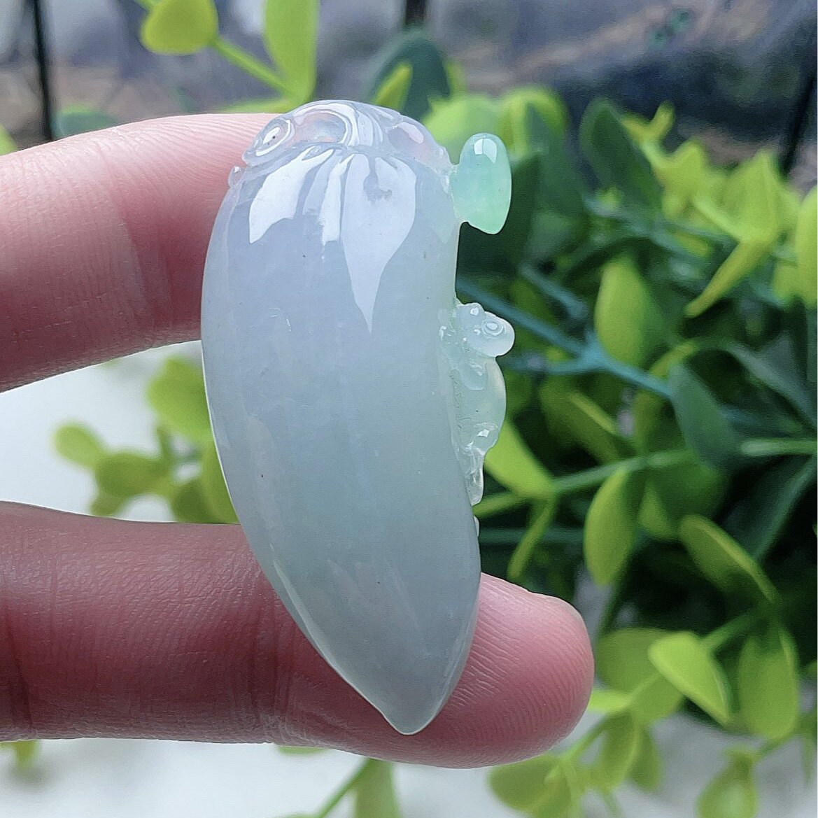 冰种冰晴飘绿福瓜吊坠貔貅玉坠