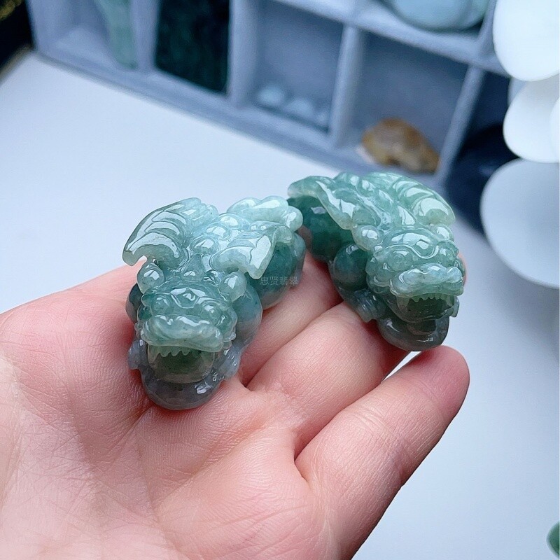 天然A货翡翠油青绿飞天貔貅吊坠缅甸老坑厚装皮丘小摆件霸气手把