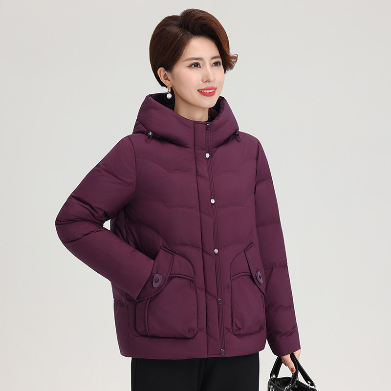 正品羽绒服中老年洋气妈妈装大码加厚保暖外套鸭绒小个子冬装新款