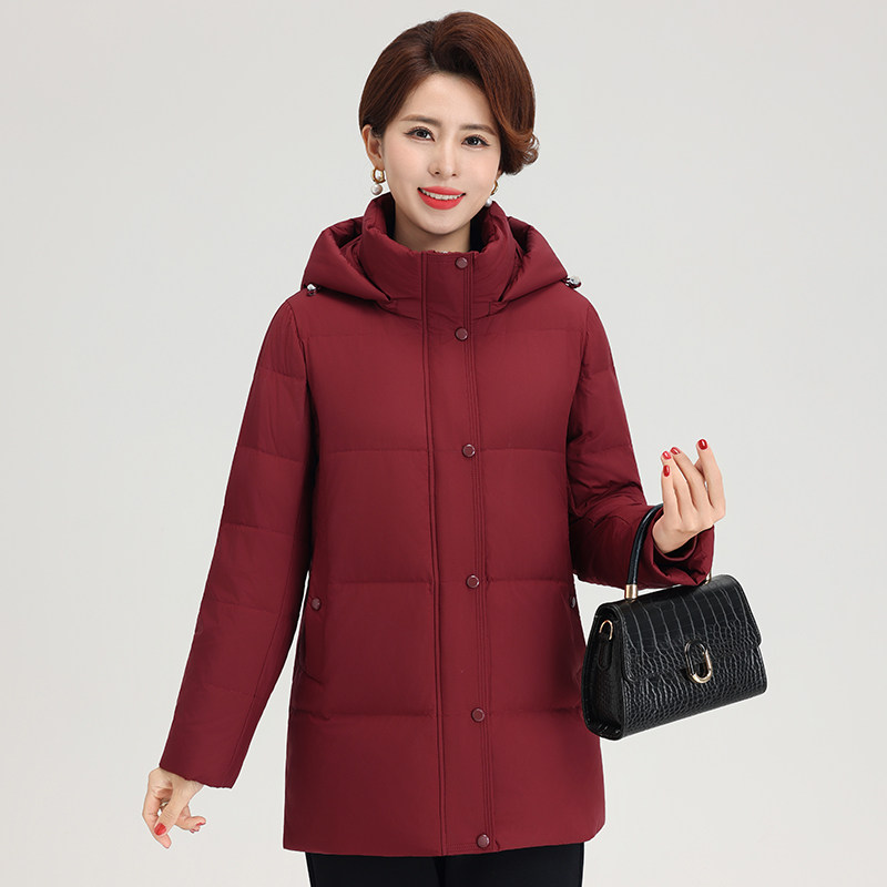 正品羽绒服中老年洋气大码加厚保暖外套鸭绒小个子妈妈装冬装新款