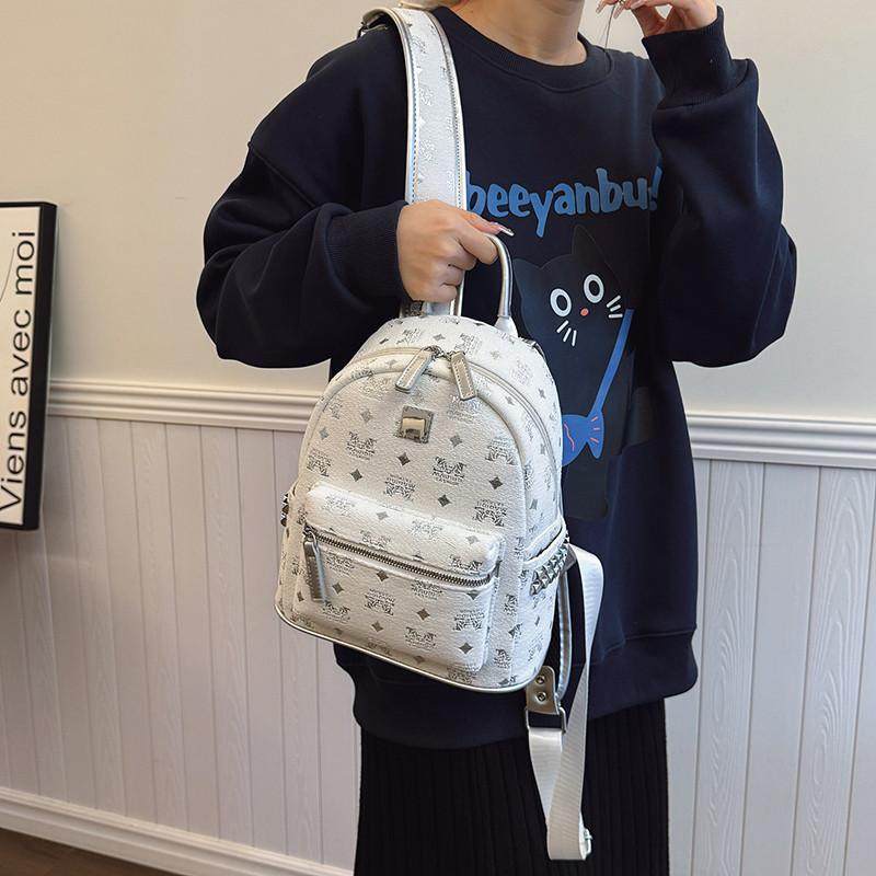 时尚大容量背包2025新款外出双肩包女质感通勤包包单肩包休闲日韩,箱包皮具/热销女包/男包,双肩背包,淘宝优惠券,粉丝福利购,淘宝优惠卷