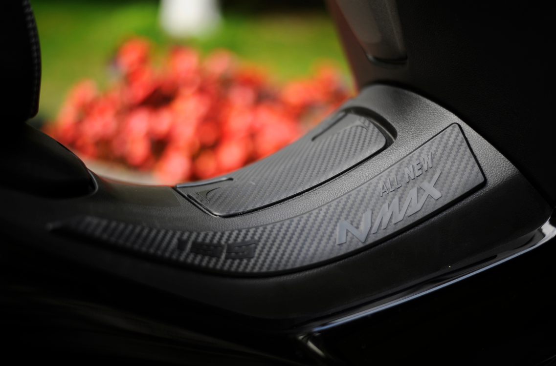 NMAX155改装油箱保护贴