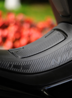 适用于雅马哈NMAX155 2020款改装油箱保护胶贴防擦胶贴