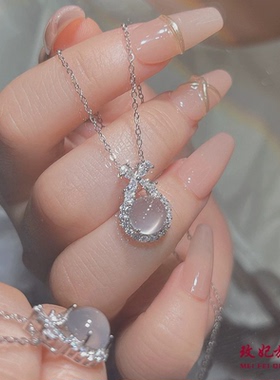 白玉髓蝴蝶结纯银项链女简约百搭