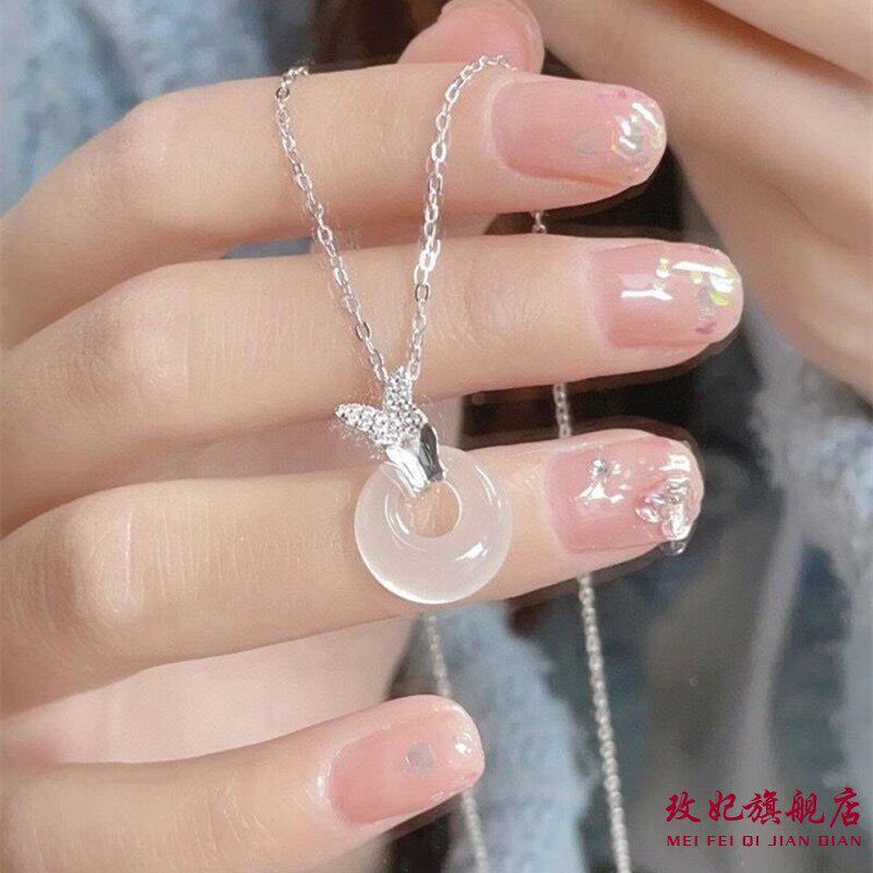 白玉髓蝴蝶纯银项链女个性气质