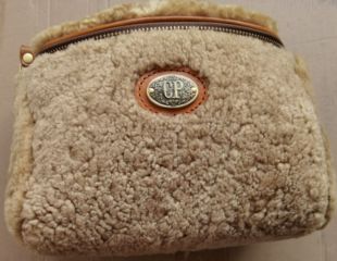 制道真皮皮毛一体羊羔毛澳洲羊毛毛毛黄铜五金单肩斜挎包23*15