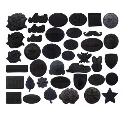 黑色刺绣破洞布贴牛仔裤破洞徽章