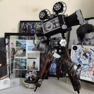 迷影华特怀旧复古放映机益智拼搭办公室摆件积木玩具潮玩送幻灯片