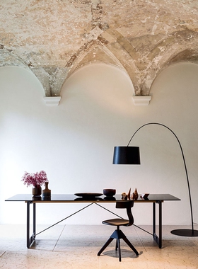 意大利进口Magis Brut Trestle 可调节餐桌休闲桌办公会议桌290cm