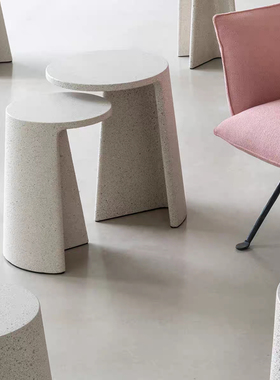 意大利MAGIS Ancora 现代简约茶几沙发边几水泥角几小型咖啡桌