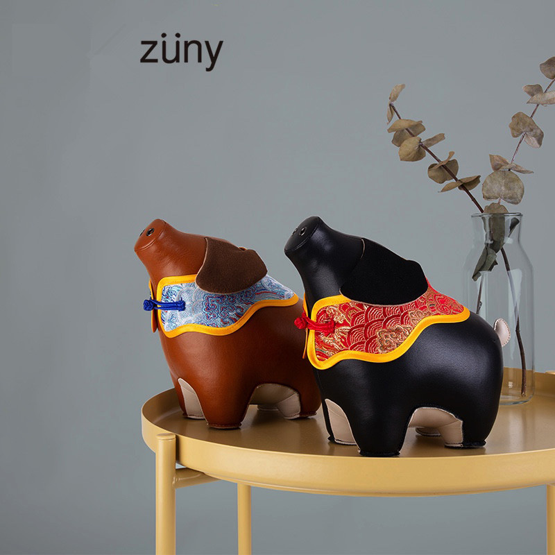 台湾Zuny生肖猪创意手工皮质啸天猪玩具小猪摆件手办公仔摆放装饰