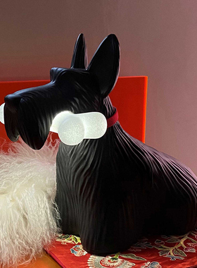 意大利进口QEEBOO现代创意轻奢苏格兰小狗台灯卧室床头灯装饰灯具