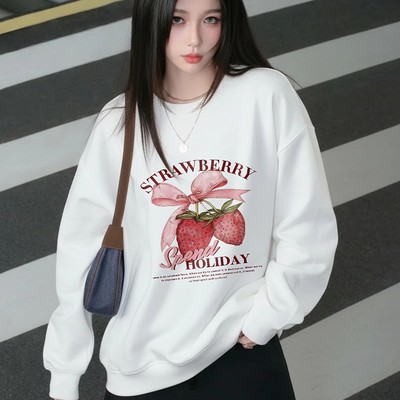 日本OFFCAT虞书欣同款白色草莓印花圆领卫衣女宽松显瘦百搭上衣