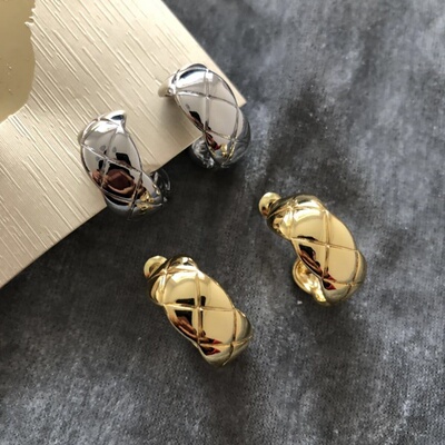 菱格波浪纹耳饰女小众设计感轻奢