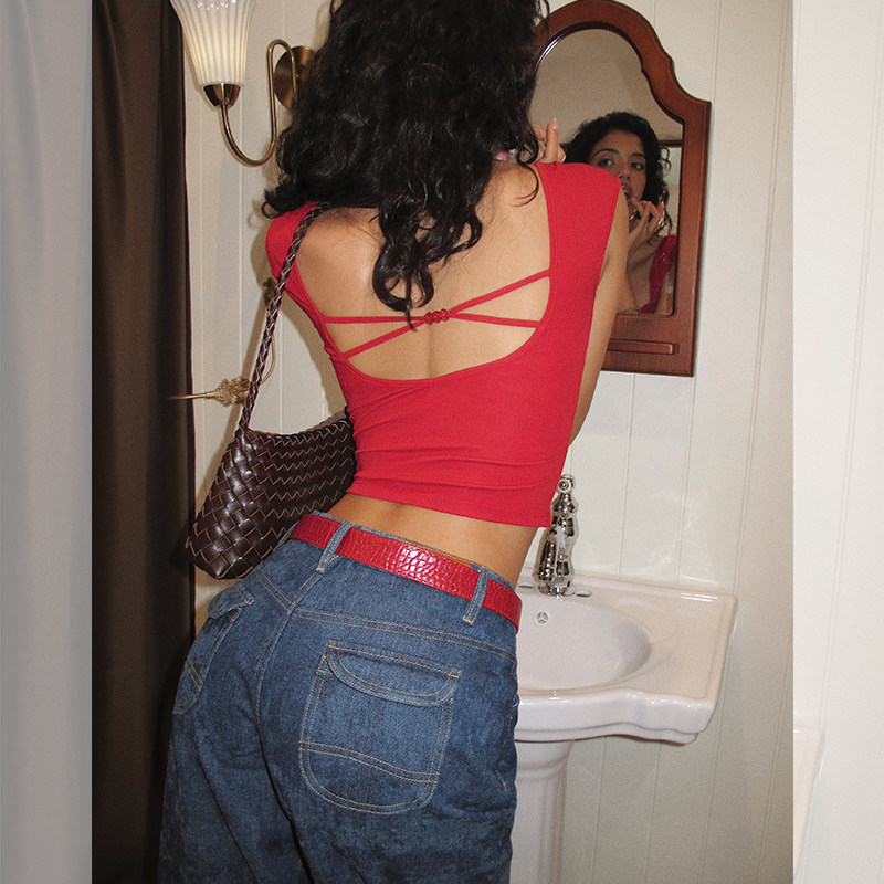 ITSNIKAR 莱赛尔天丝红色方领针织短袖T恤女夏露背性感显瘦短上衣