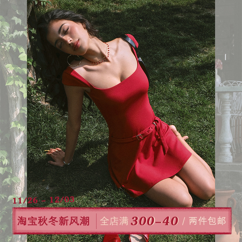 ITSNIKAR 芭蕾风U领设计连衣裙女夏修身显瘦包臀裙优雅露背短裙子