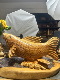 香樟木实木雕刻鱼摆件客厅玄关电视柜家居收银台新中式装饰开业