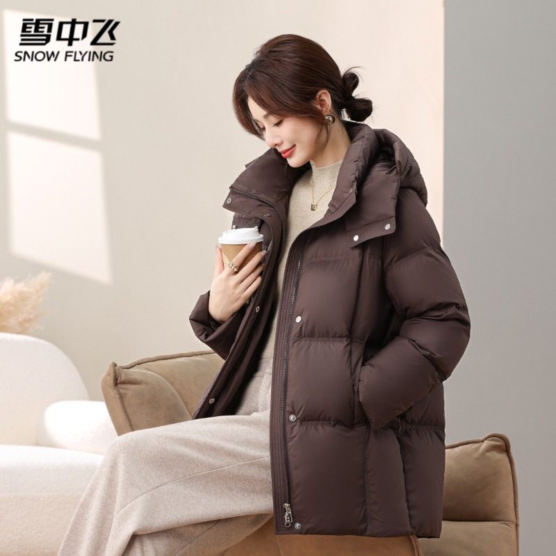 雪中飞羽绒服女短款2025冬季新款中长款白鸭绒品牌加厚小个子外套