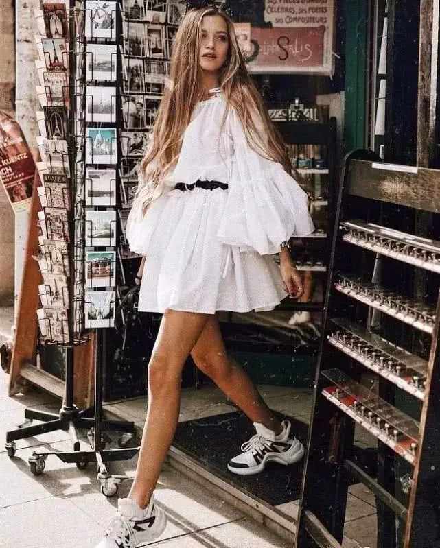 纯白法式公主蓬蓬裙仙女可爱时尚减龄显瘦喇叭袖纯棉蛋糕连衣裙女