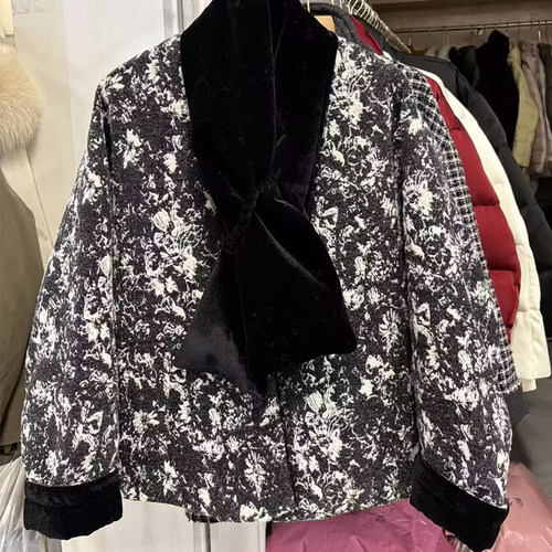 爱裳依2025冬季法式丝绒羽绒服