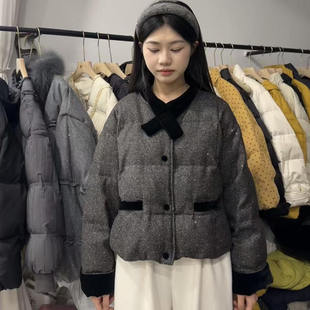 小香风羽绒服女撒银亮片丝绒系带短款宽松显瘦圆领保暖白鸭绒外套