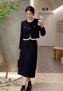 早春套装新款粗花呢女装小香风高级感名媛气质半身裙两件套卓依缘