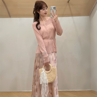 2026新款淑女风针织开衫半身裙子套装女春季系带收腰单排扣两件套