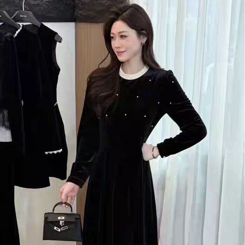 非凡2606法式千金风丝绒连衣裙女重工钉珠春季显瘦赫本风小黑裙子,女装/女士精品,连衣裙,淘宝优惠券,粉丝福利购,淘宝优惠卷
